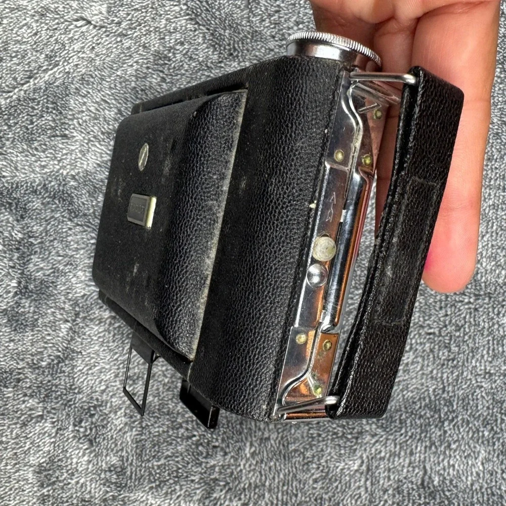 Vintage Kodak Vigilant Junior Six-20 Folding Camera 620 Film Art Deco